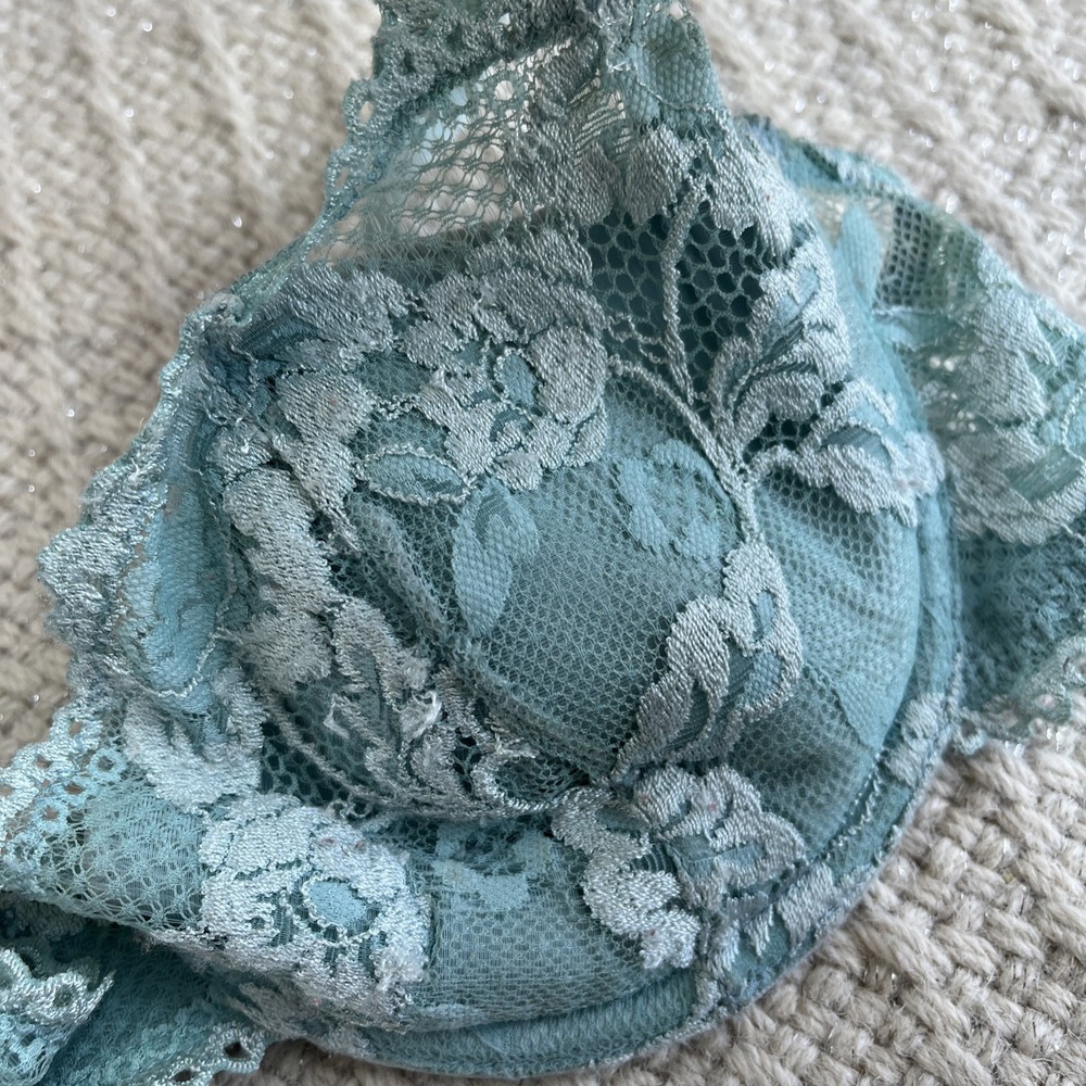 Vintage Victoria's Secret Push Up without padding 34D blue lace underwire Bra - Picture 6 of 16